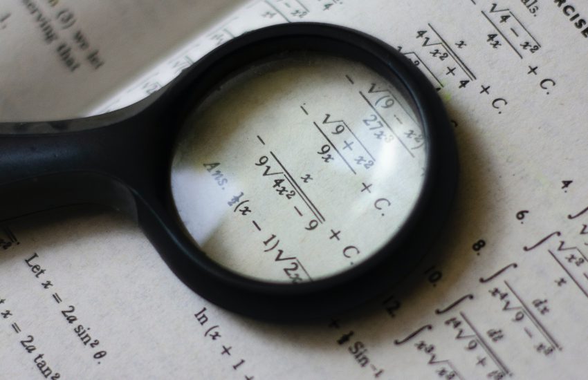 The 17 equations that have changed the World - Spaceclick
